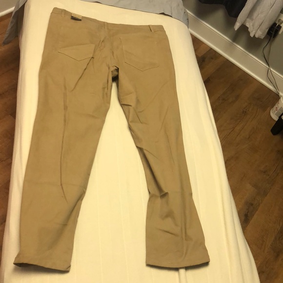 Men’s Nee Khakis Tags on - Picture 1 of 4